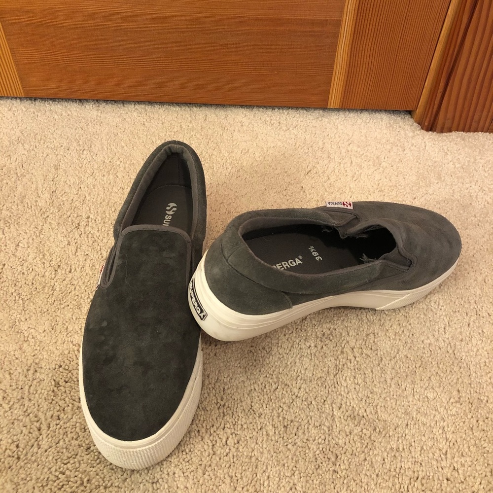 NEVER WORN Superga grey high top sneakers platform